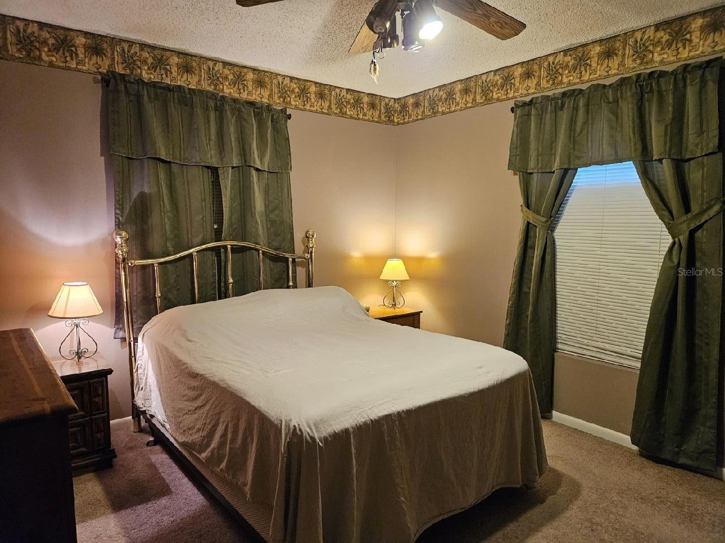 24008 ERMINE RD, ASTOR, FL, 32102