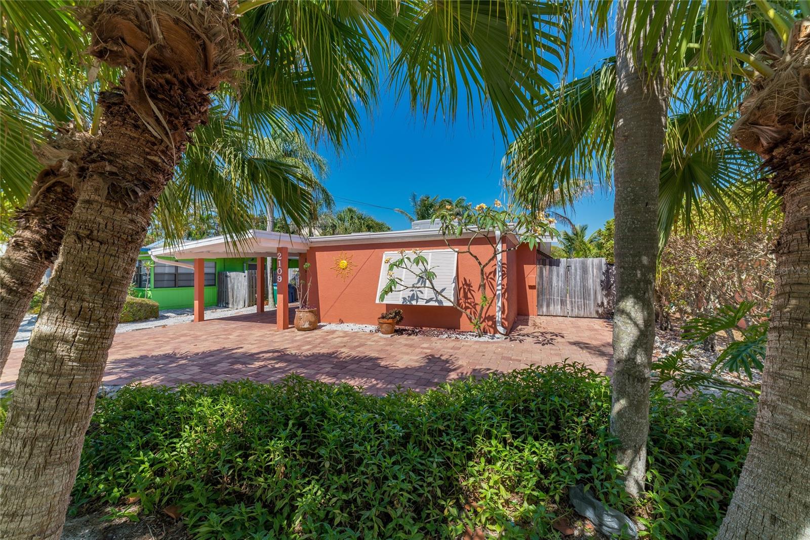 2109 AVENUE B, BRADENTON BEACH, FL, 34217