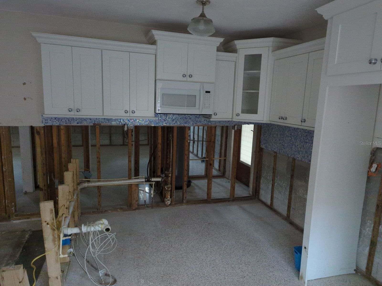 2109 AVENUE B, BRADENTON BEACH, FL, 34217