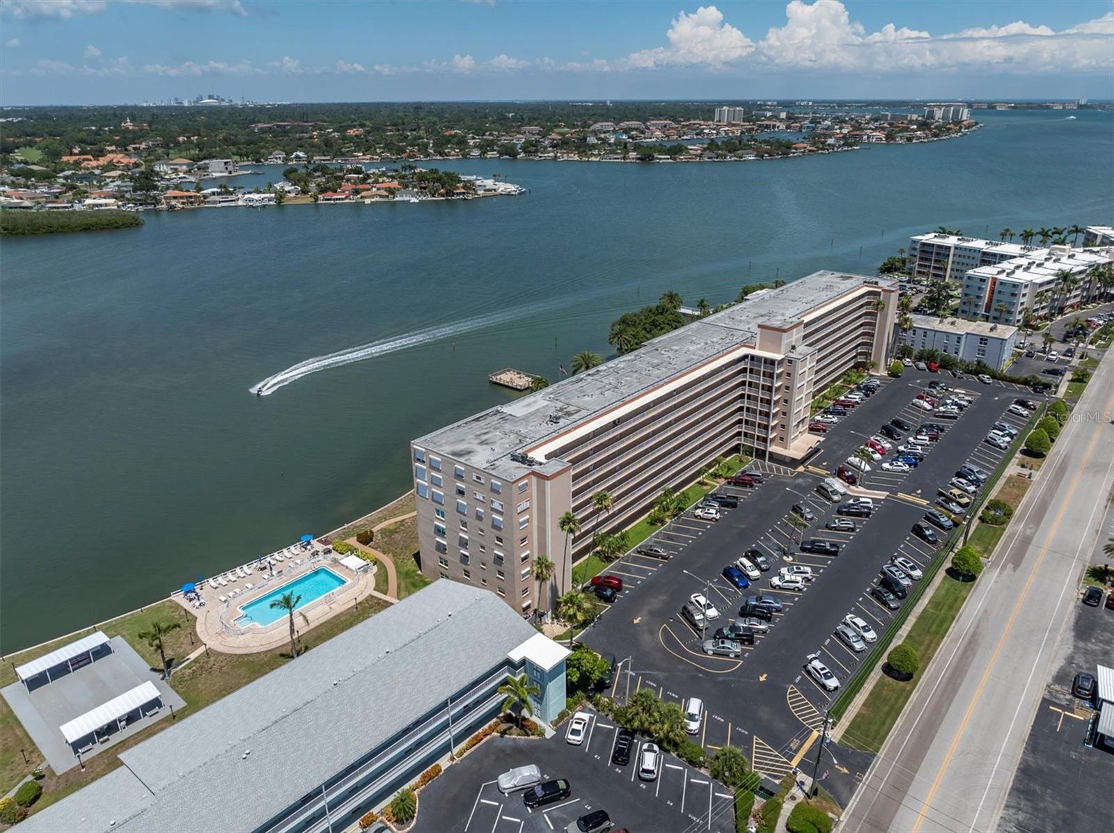 1847 SHORE DR S #202, SOUTH PASADENA, FL, 33707