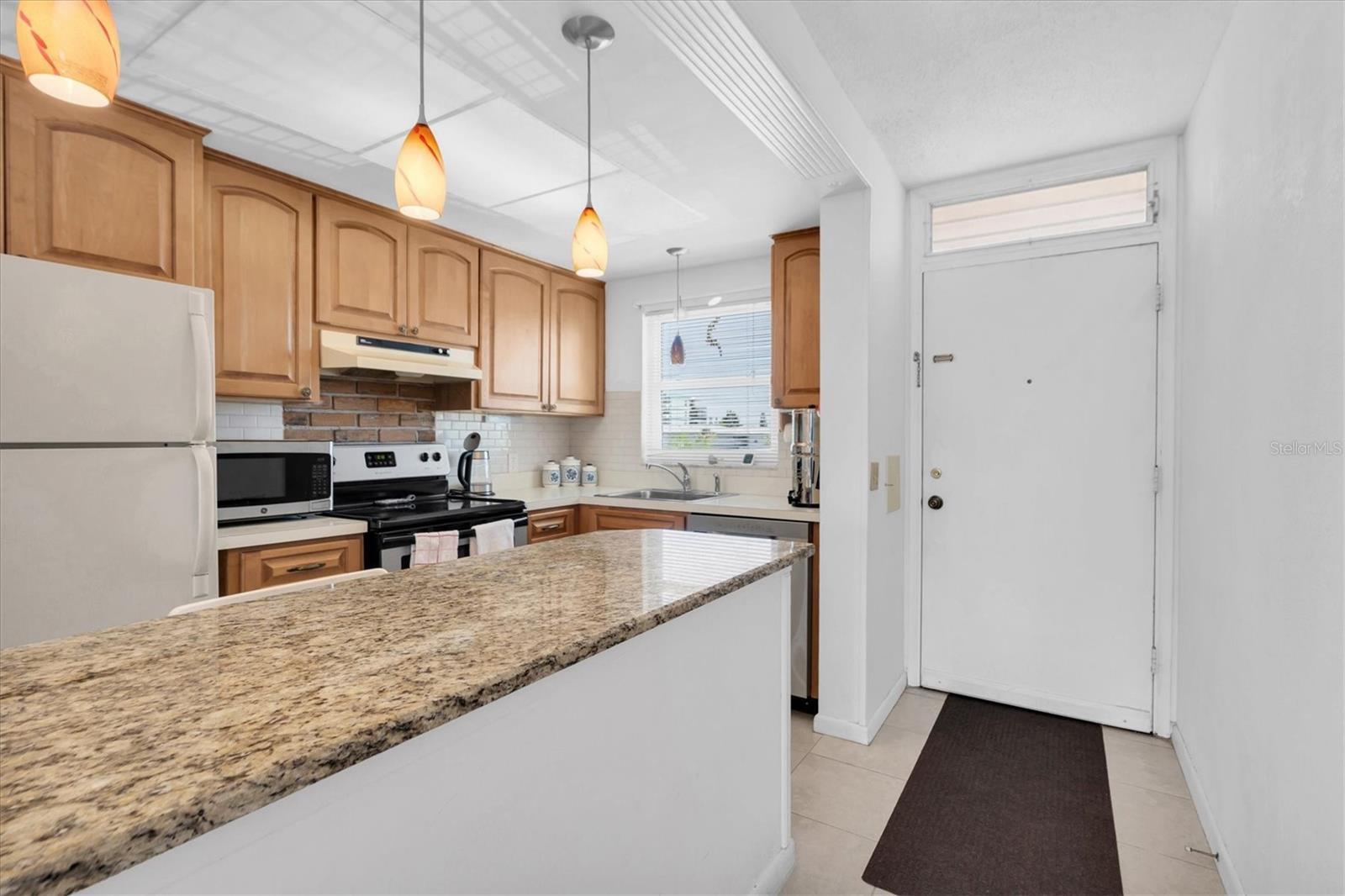 1847 SHORE DR S #202, SOUTH PASADENA, FL, 33707