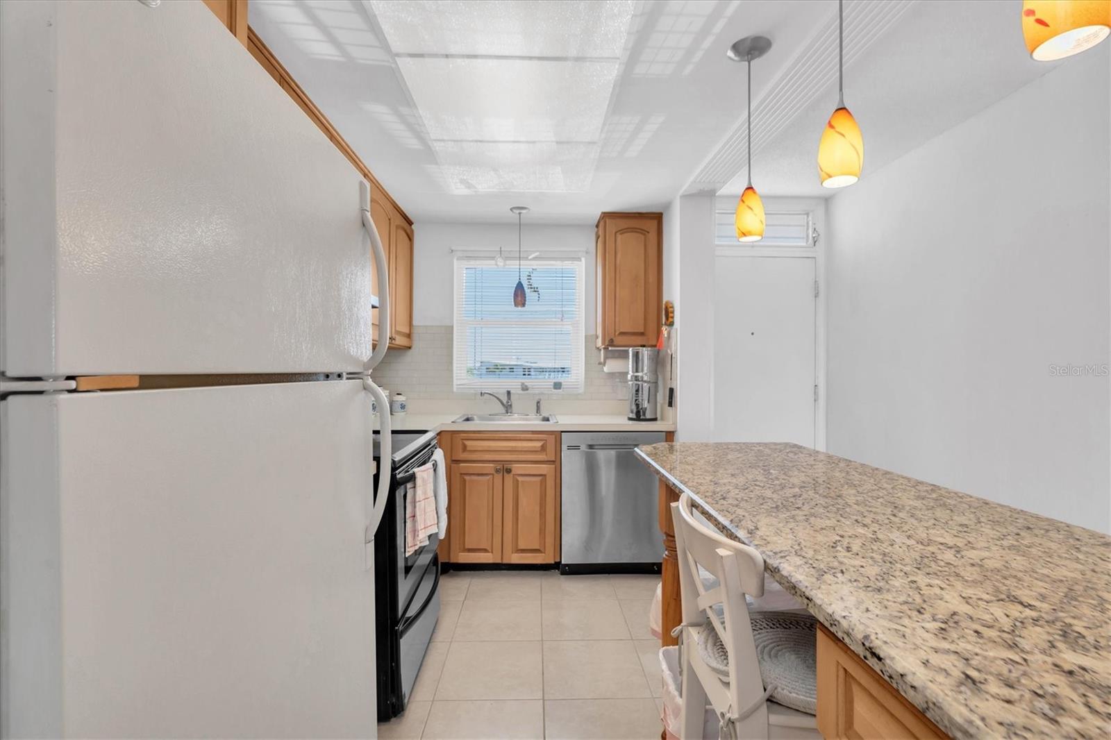 1847 SHORE DR S #202, SOUTH PASADENA, FL, 33707