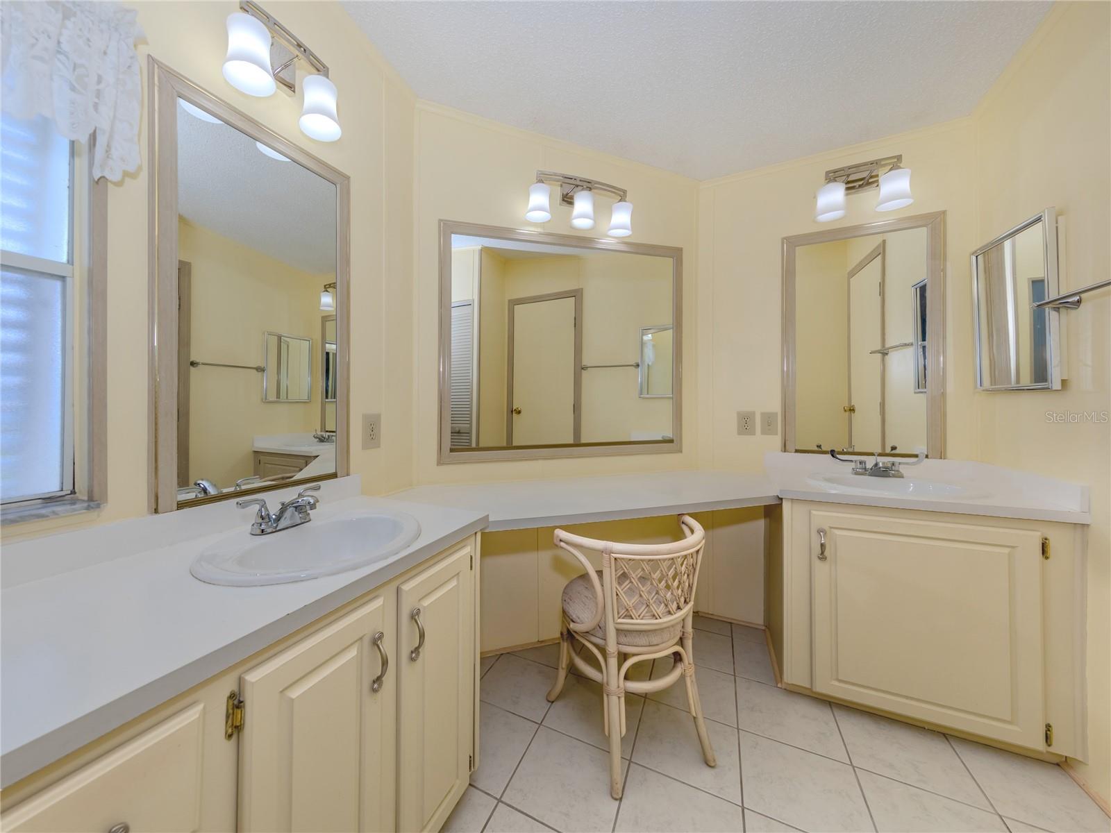 567 PORTSIDE DR, NORTH PORT, FL, 34287