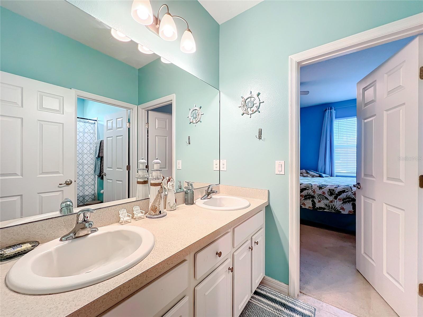 172 SEVILLE DR, DAVENPORT, FL, 33837