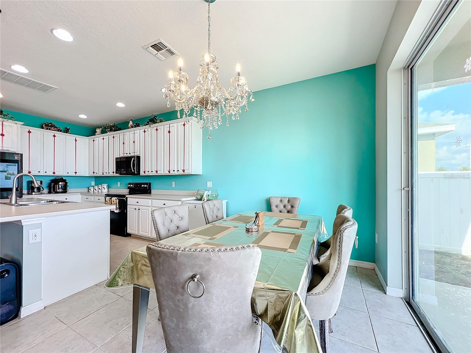 172 SEVILLE DR, DAVENPORT, FL, 33837