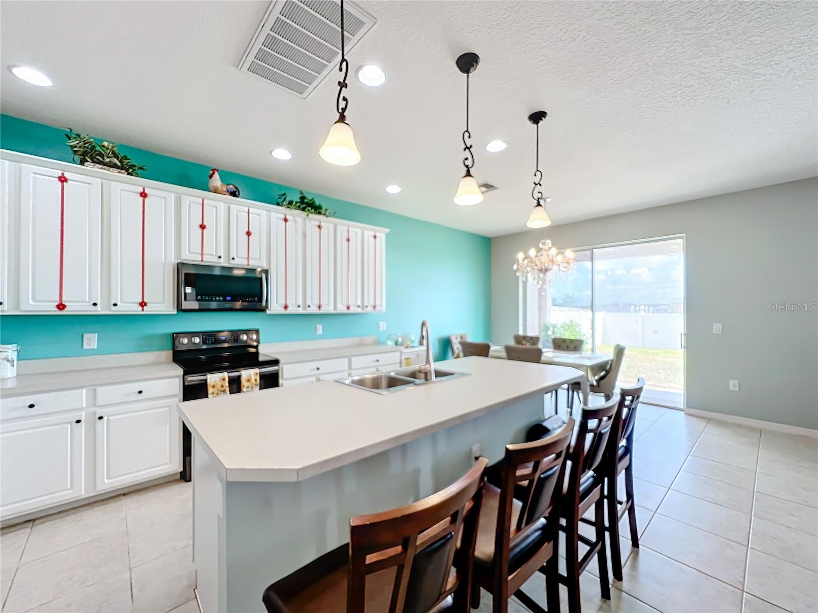 172 SEVILLE DR, DAVENPORT, FL, 33837