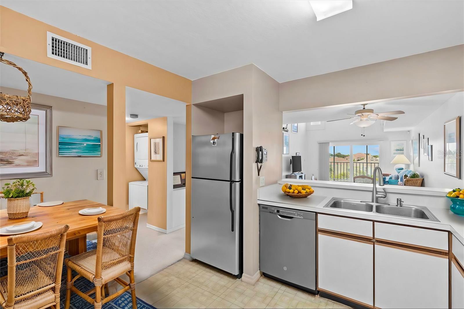 5537 SEA FOREST DR #307, NEW PORT RICHEY, FL, 34652