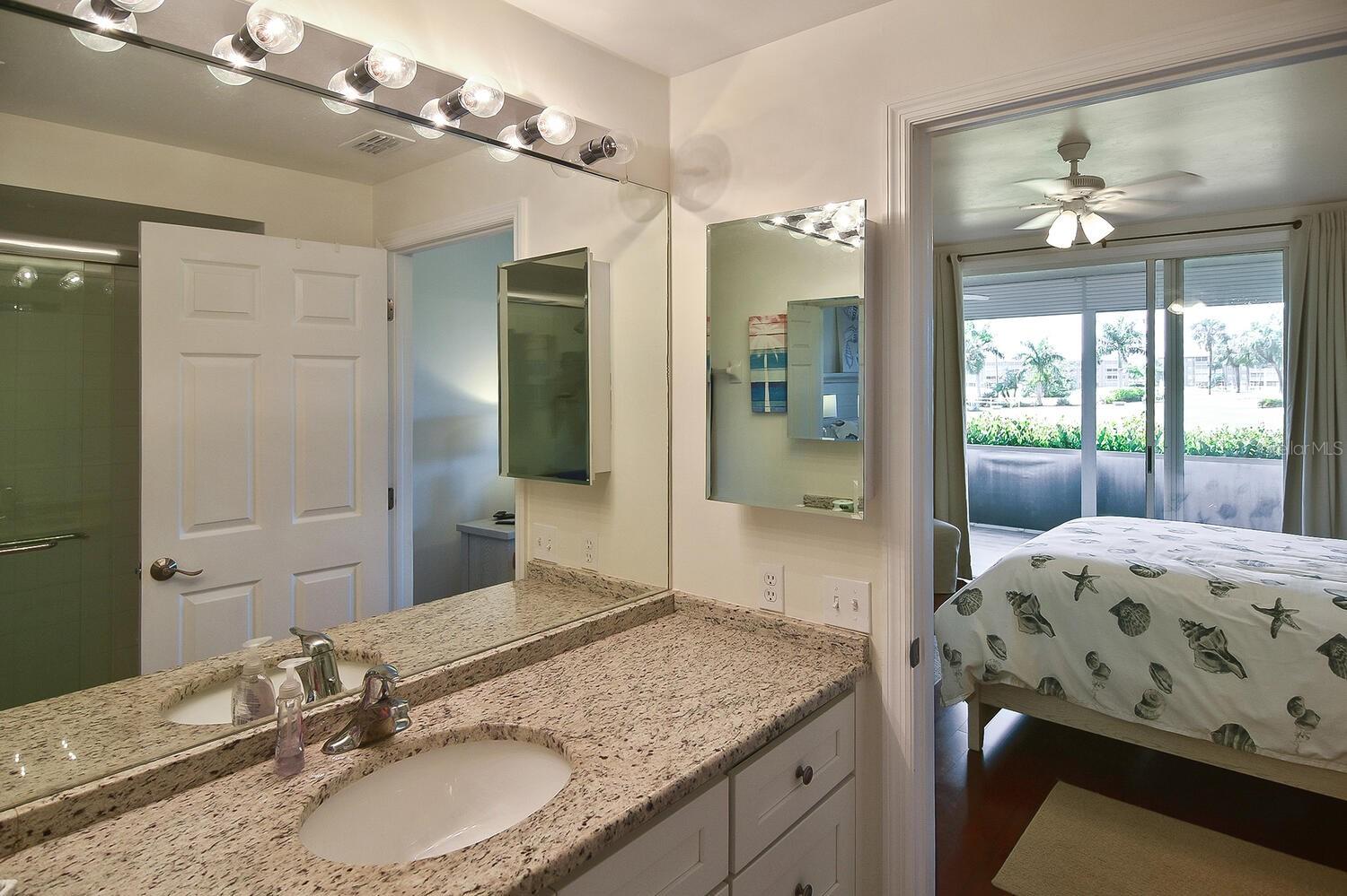 14961 HOLE IN 1 CIR #105, FORT MYERS, FL, 33919