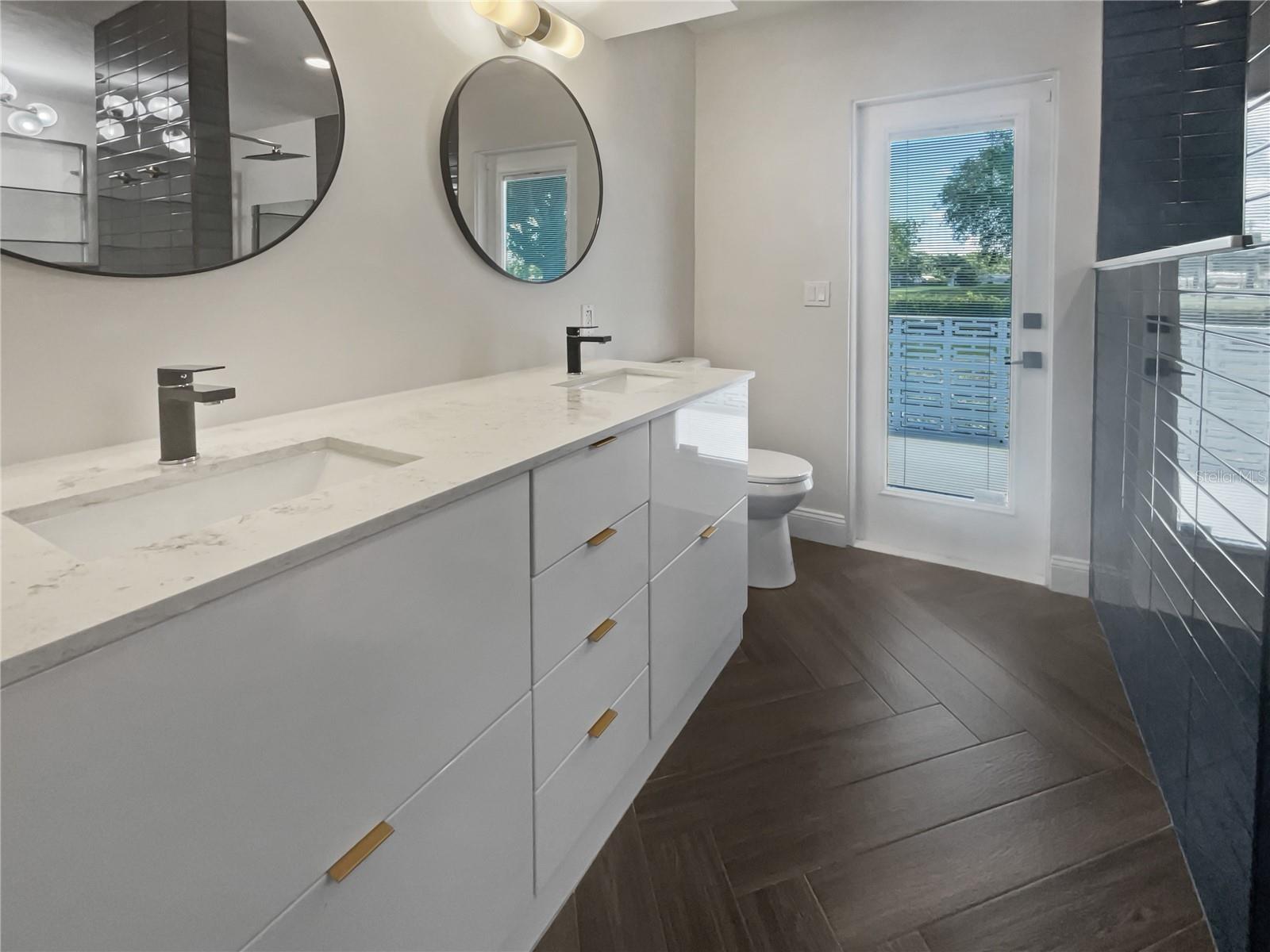 3625 WHITE SULPHUR PL, SARASOTA, FL, 34232