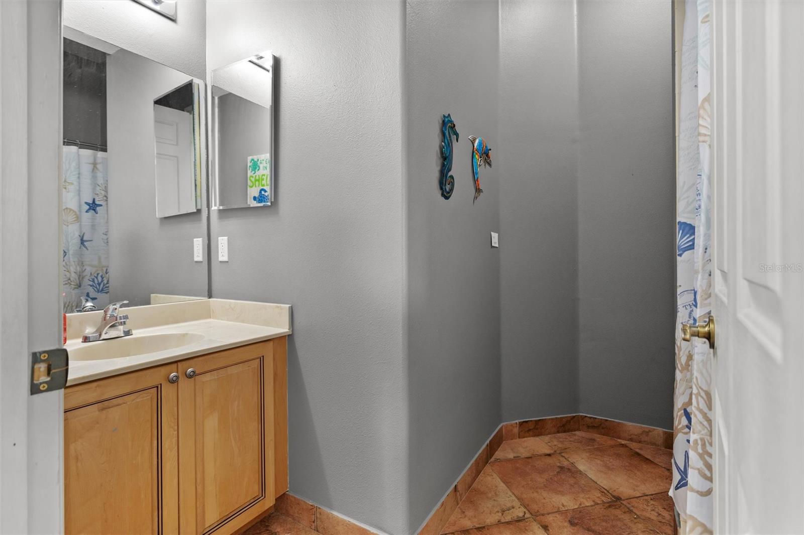 3823 65TH AVE E, SARASOTA, FL, 34243