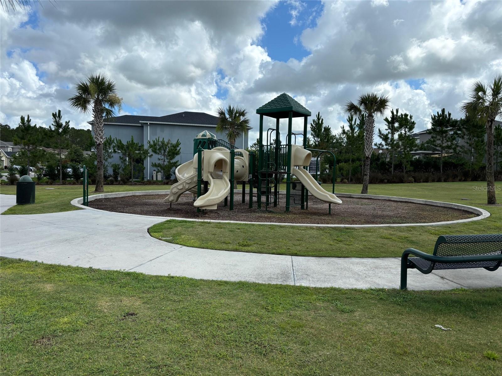 7611 ASHCROFT DR, WESLEY CHAPEL, FL, 33545