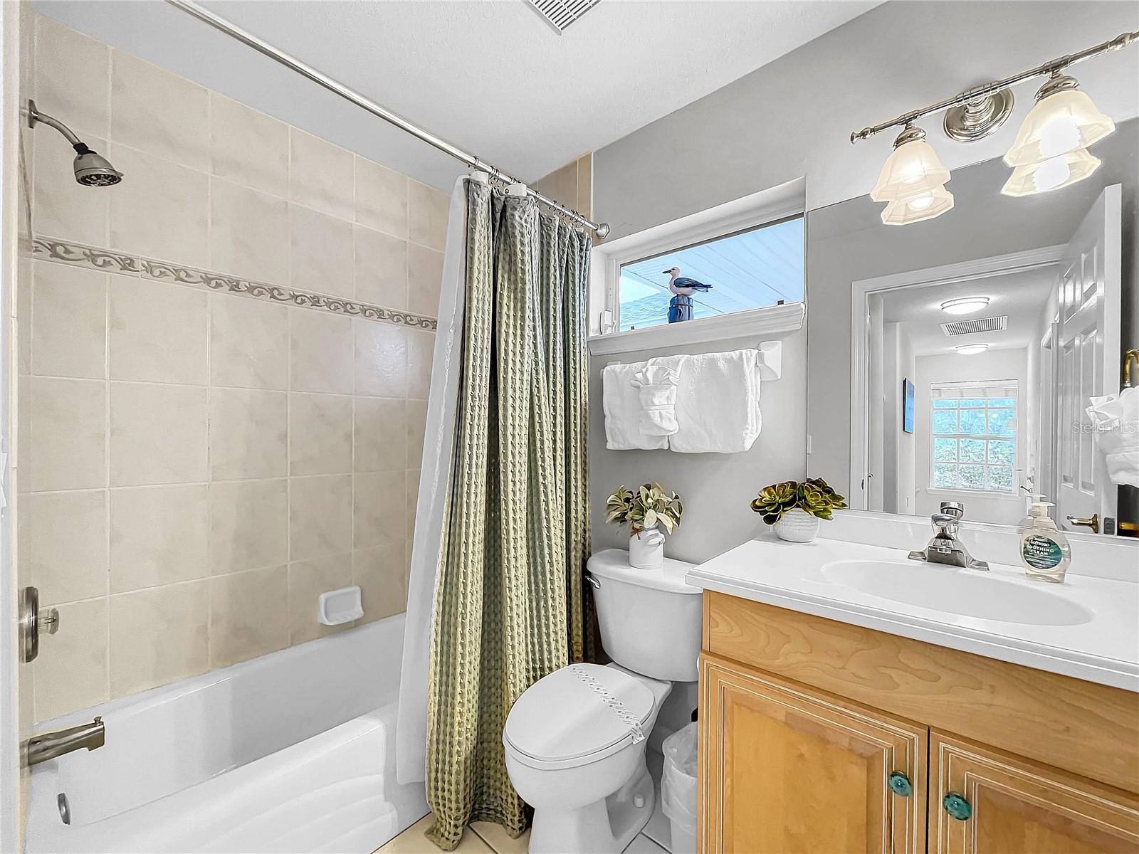 219 81ST ST, HOLMES BEACH, FL, 34217