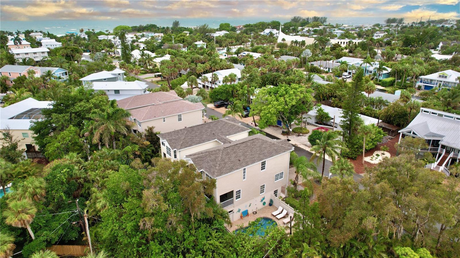 219 81ST ST, HOLMES BEACH, FL, 34217