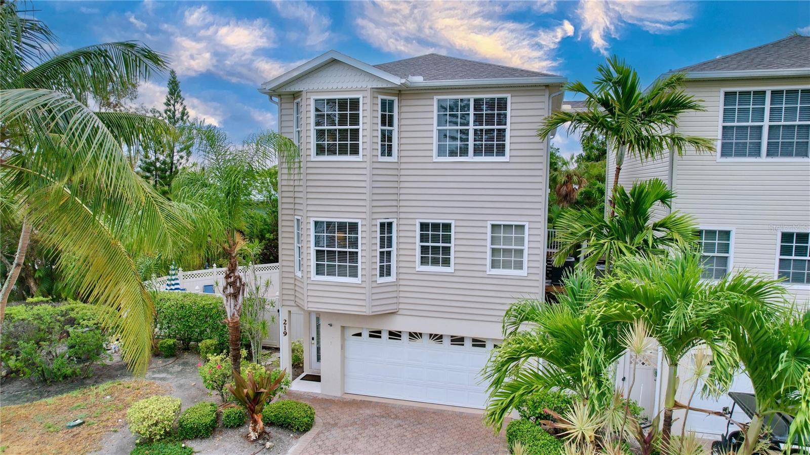 219 81ST ST, HOLMES BEACH, FL, 34217