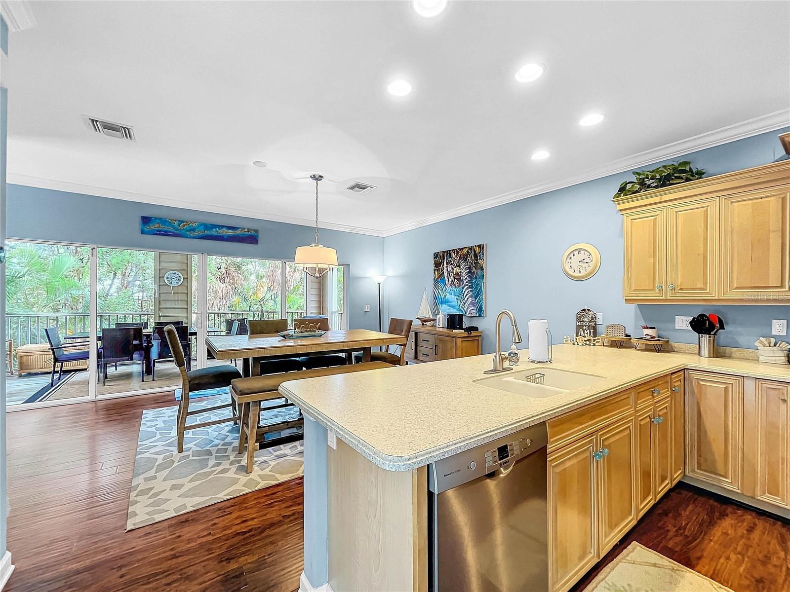 219 81ST ST, HOLMES BEACH, FL, 34217