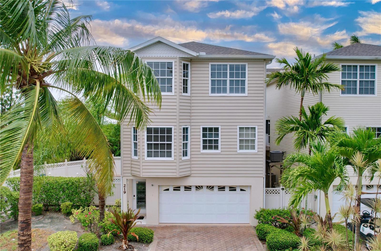 219 81ST ST, HOLMES BEACH, FL, 34217