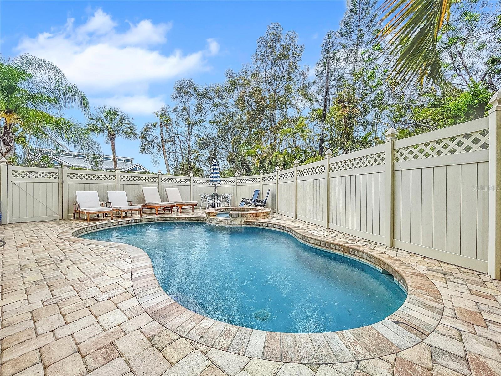 219 81ST ST, HOLMES BEACH, FL, 34217