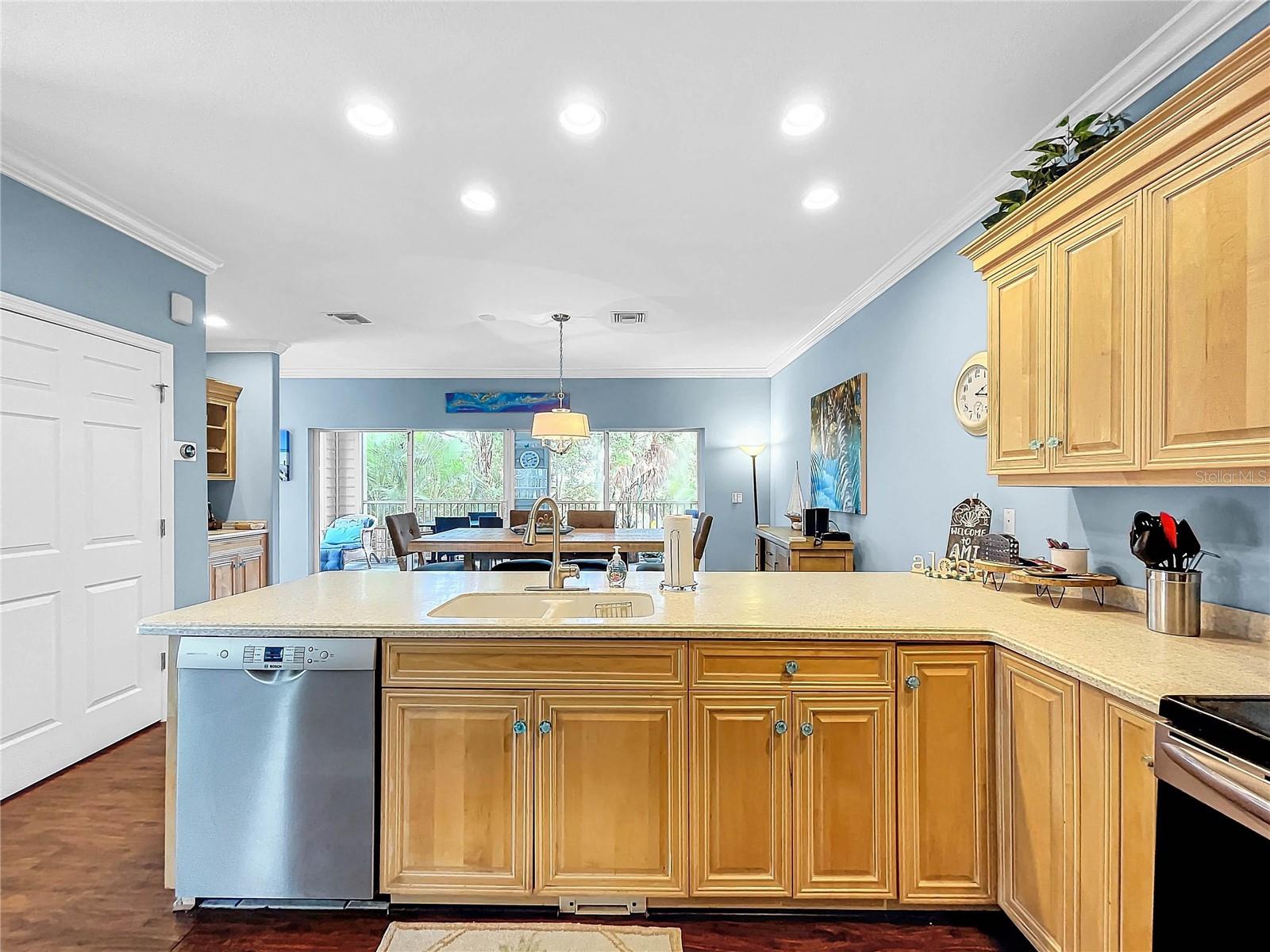 219 81ST ST, HOLMES BEACH, FL, 34217
