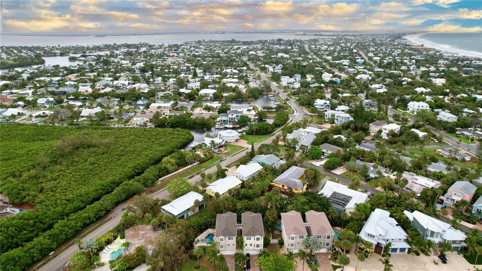 219 81ST ST, HOLMES BEACH, FL, 34217