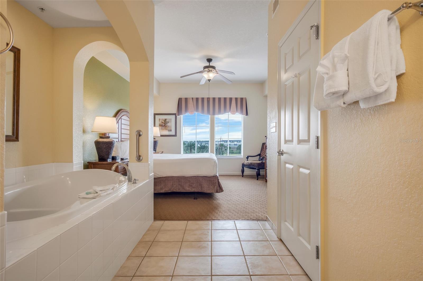 8101 RESORT VILLAGE DR #3510, ORLANDO, FL, 32821