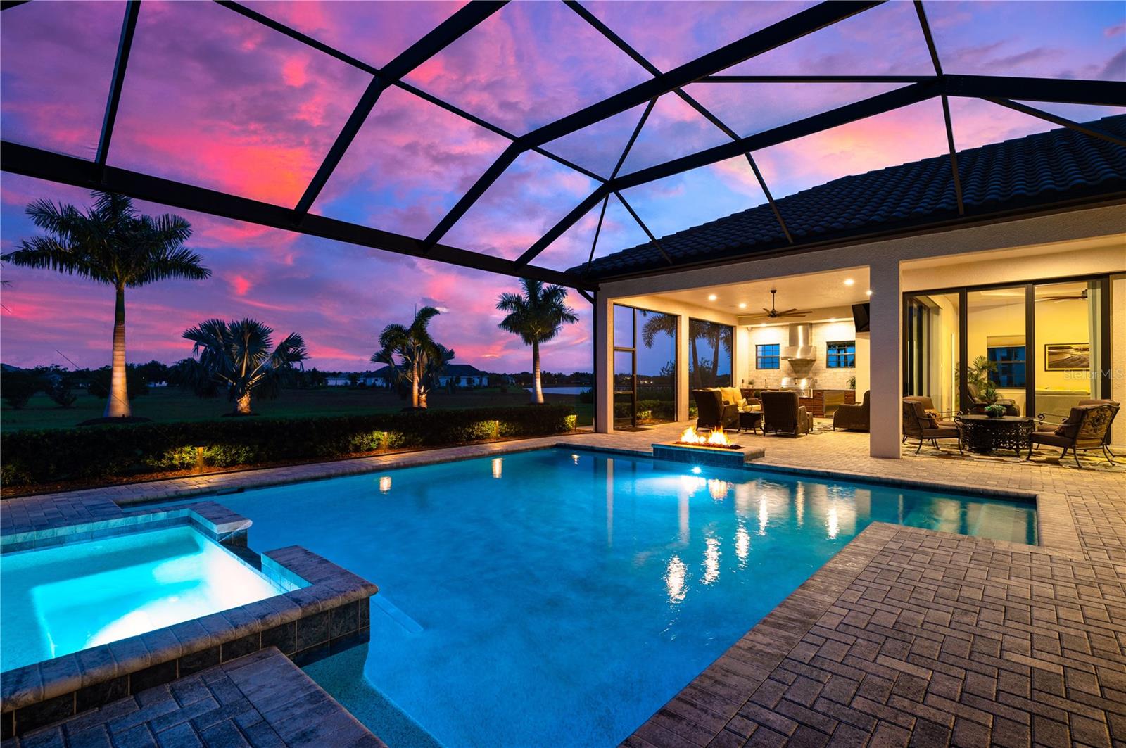 8480 LINDRICK LN, BRADENTON, FL, 34202