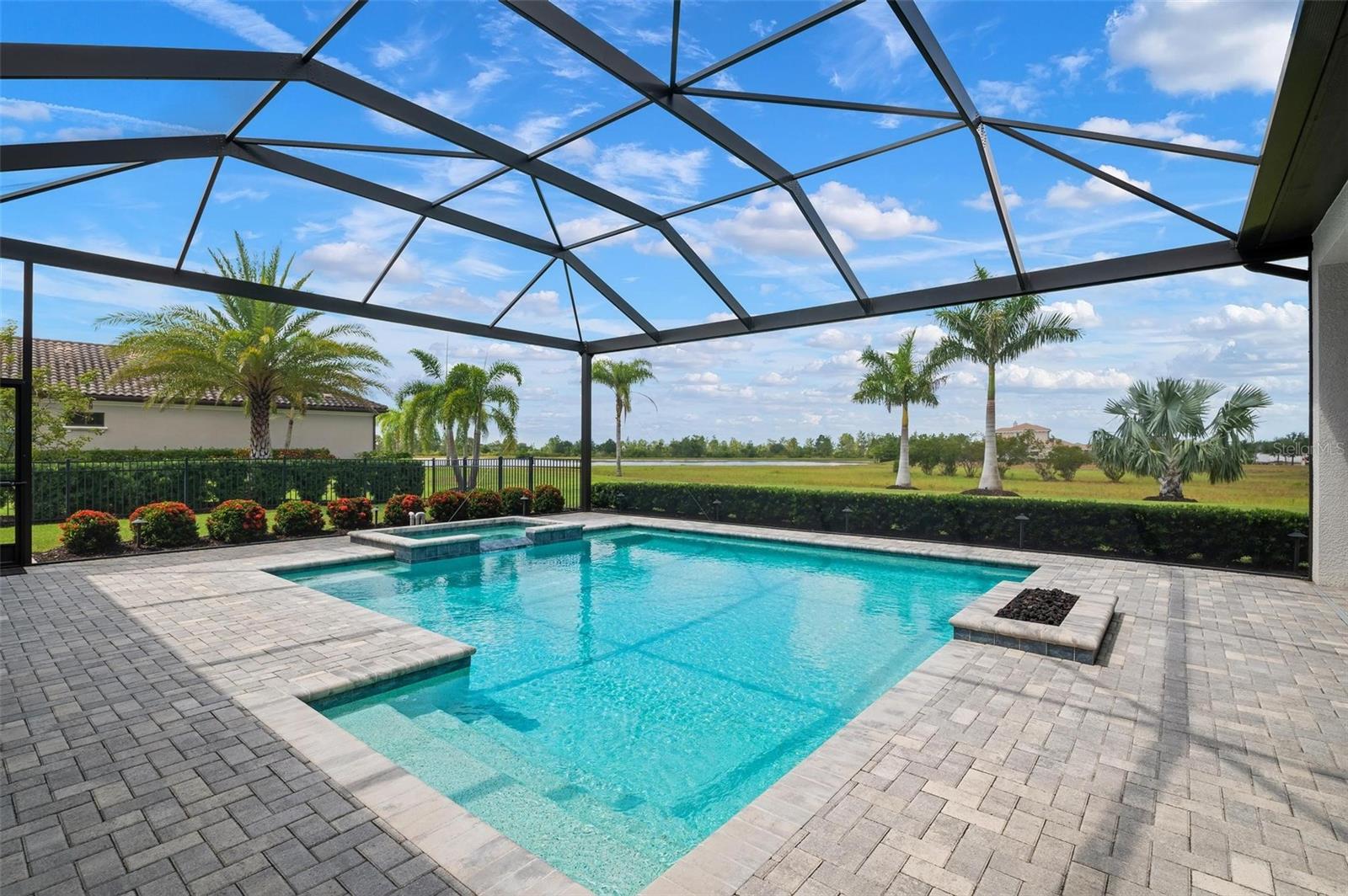 8480 LINDRICK LN, BRADENTON, FL, 34202