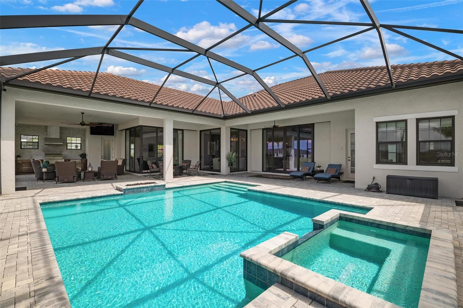 8480 LINDRICK LN, BRADENTON, FL, 34202