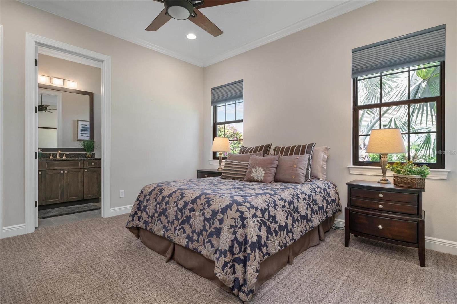8480 LINDRICK LN, BRADENTON, FL, 34202