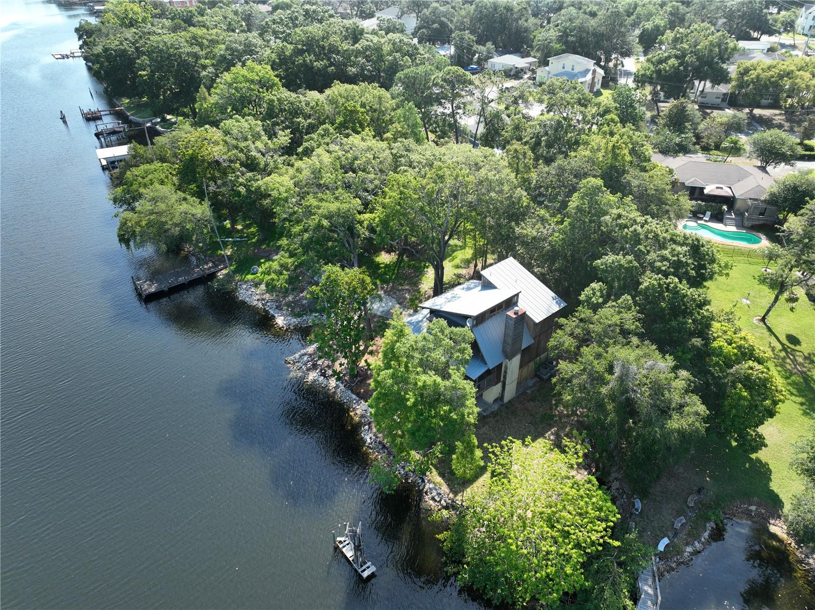 3300 N PERRY AVE, TAMPA, FL, 33603