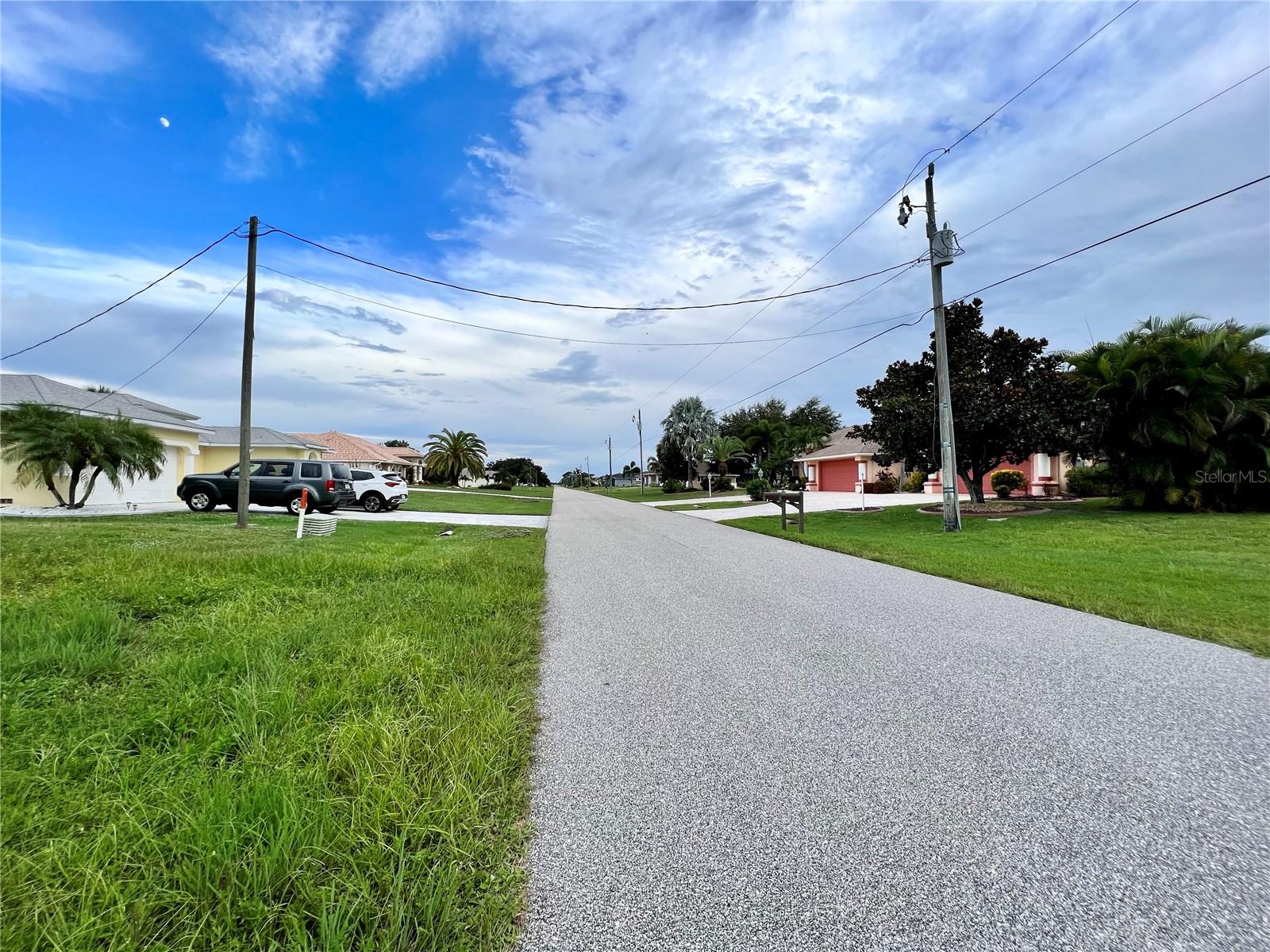 172 TOURNAMENT RD, ROTONDA WEST, FL, 33947