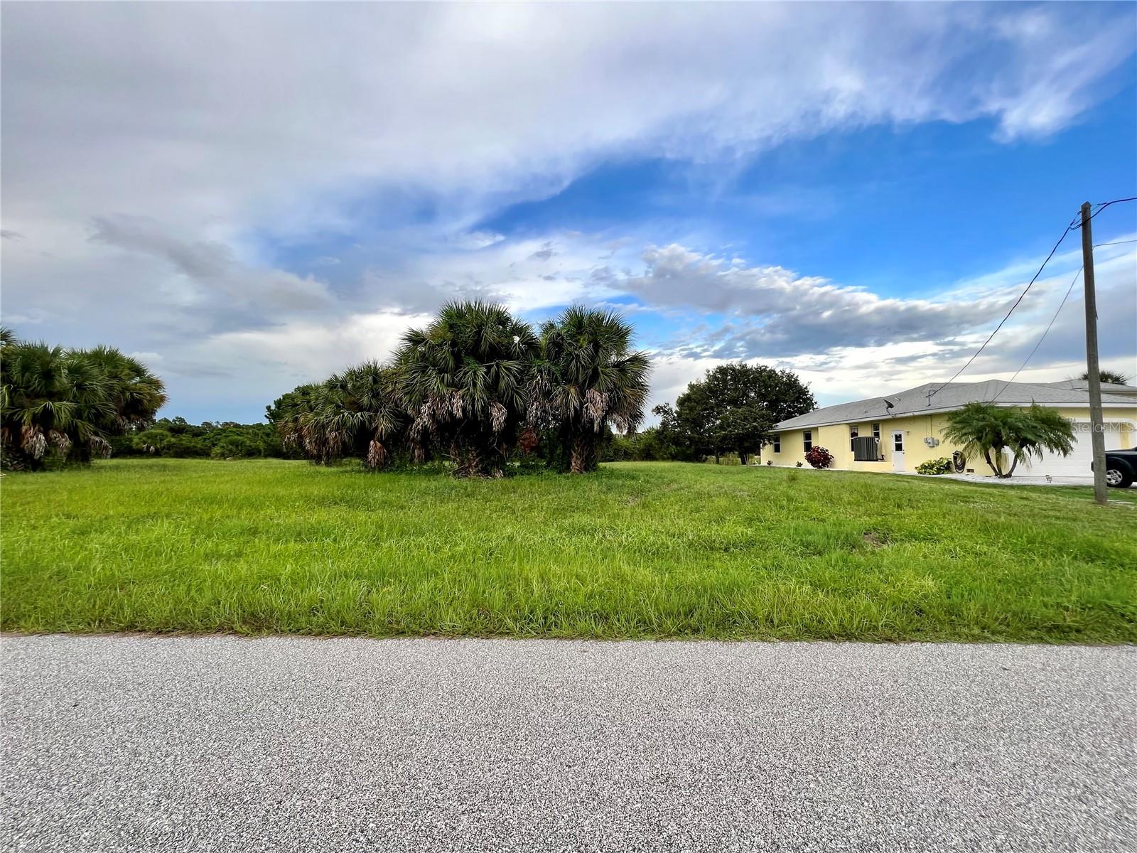 172 TOURNAMENT RD, ROTONDA WEST, FL, 33947