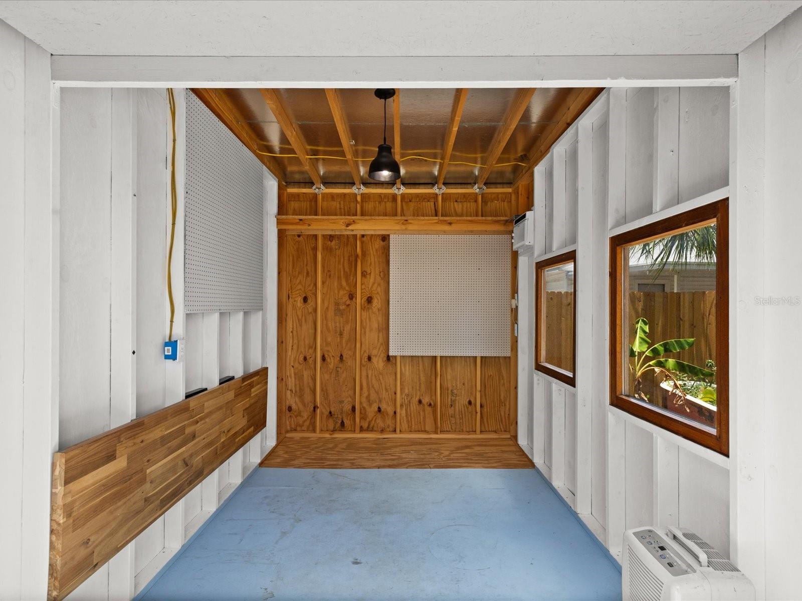 7126 13TH ST N, ST PETERSBURG, FL, 33702