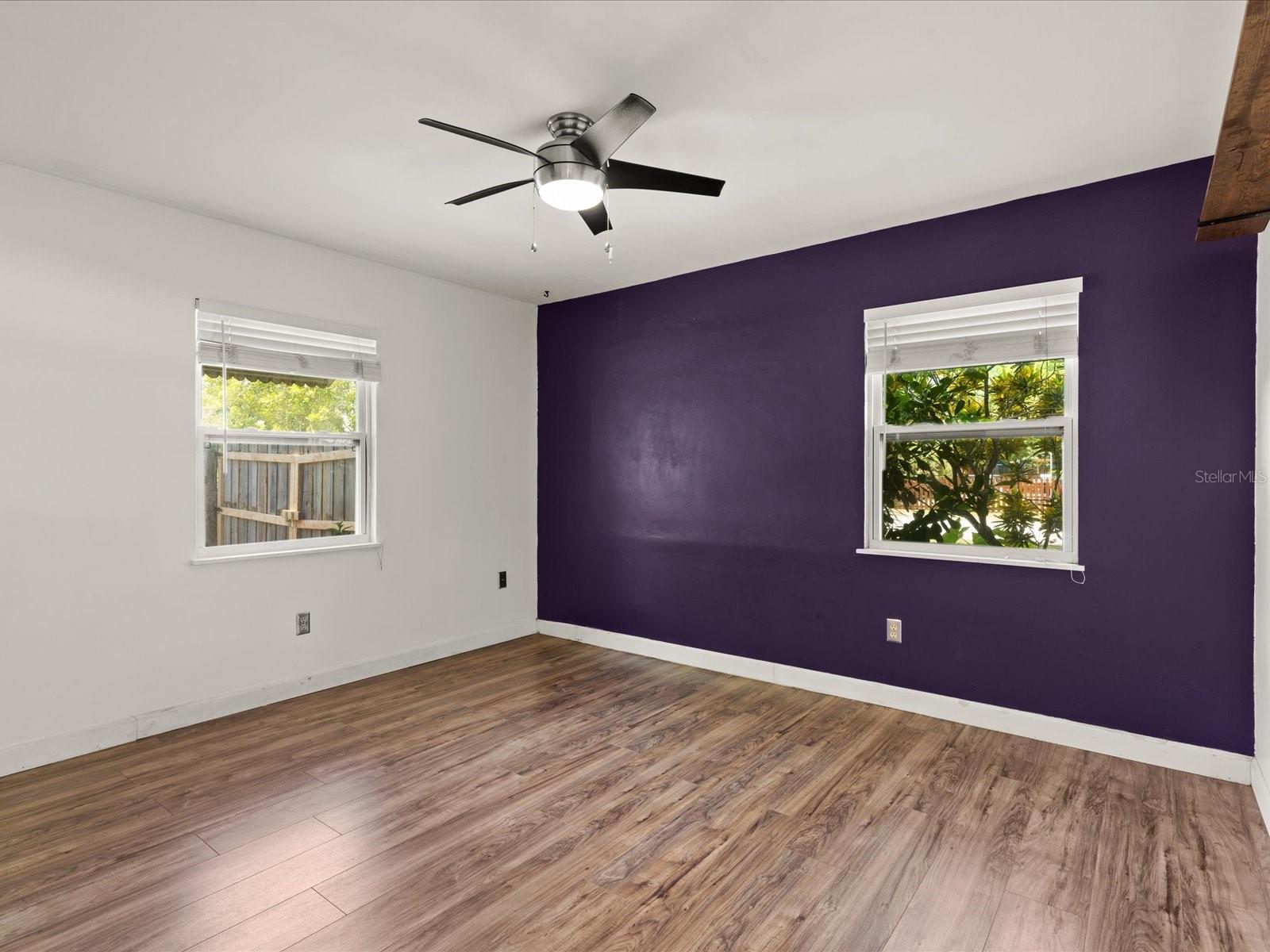 7126 13TH ST N, ST PETERSBURG, FL, 33702