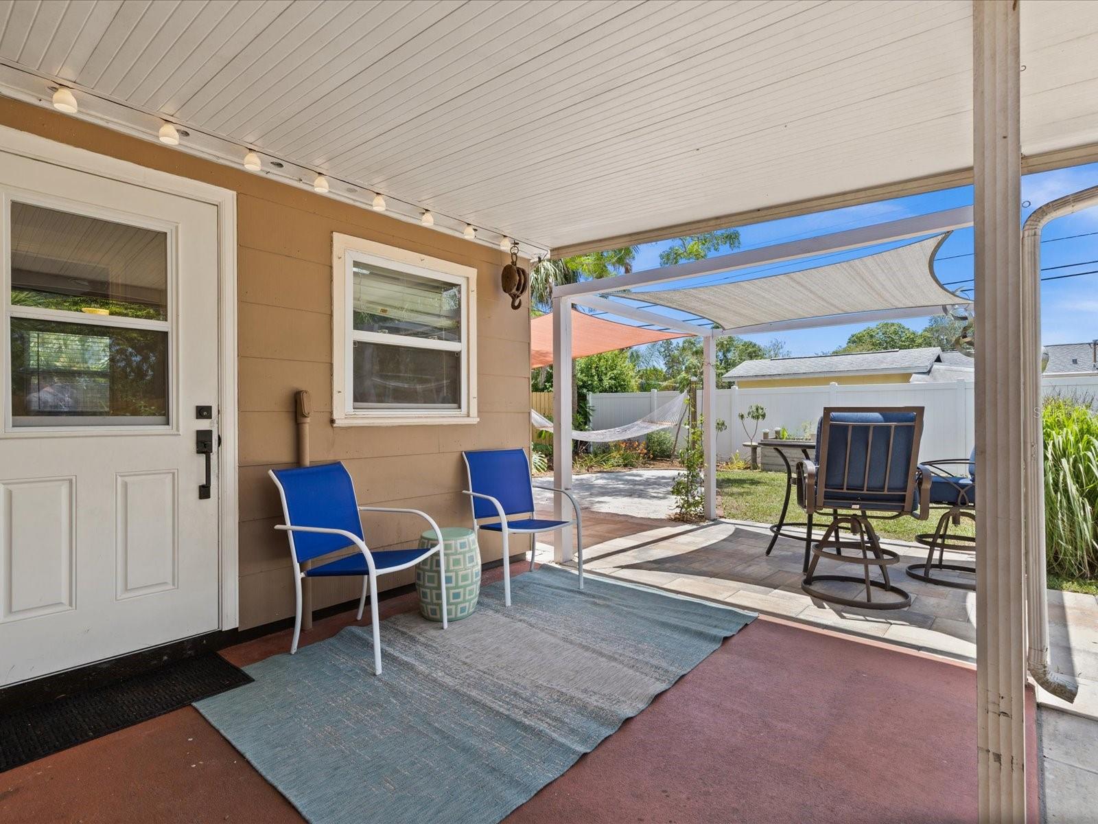 7126 13TH ST N, ST PETERSBURG, FL, 33702