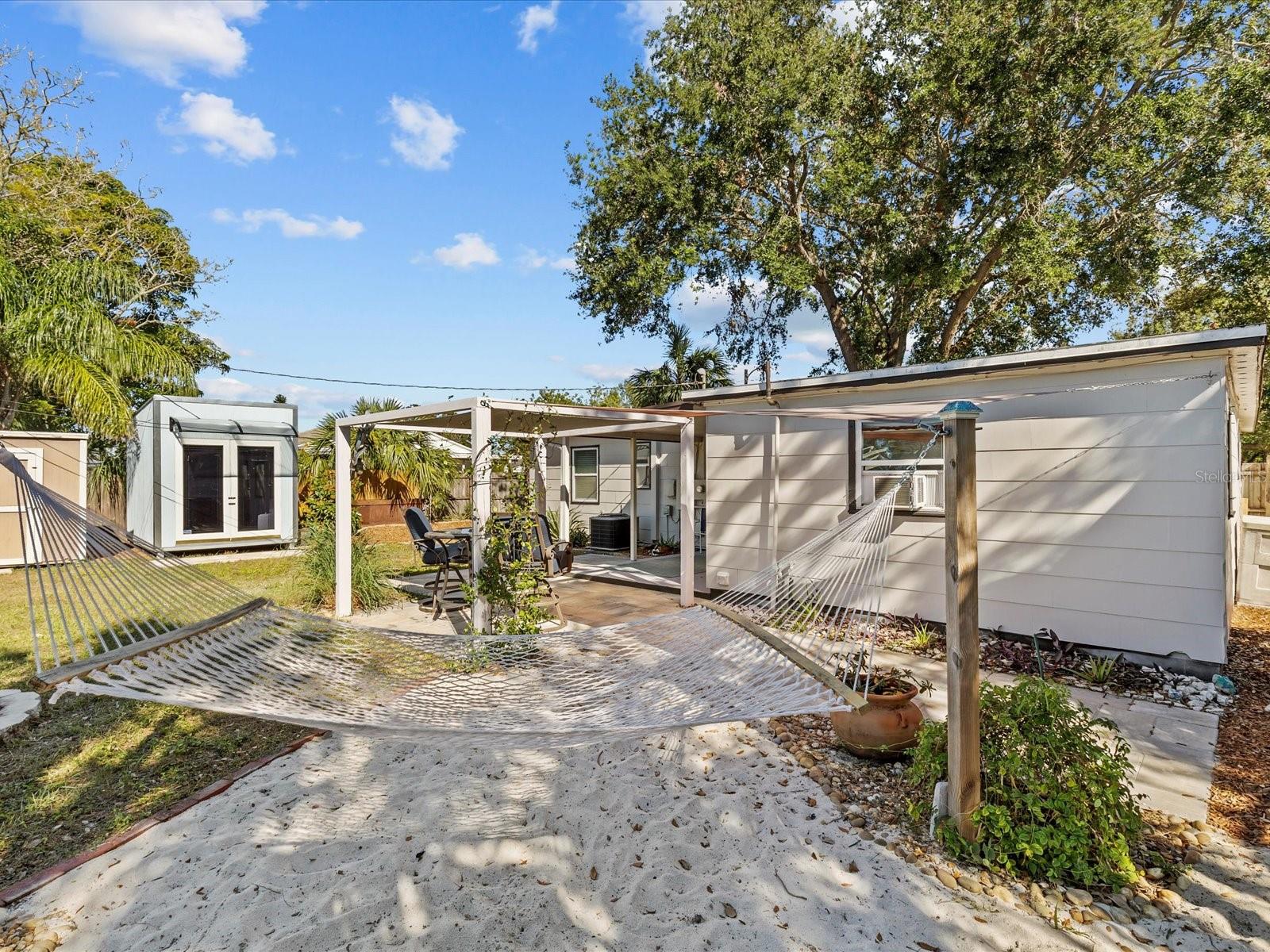 7126 13TH ST N, ST PETERSBURG, FL, 33702