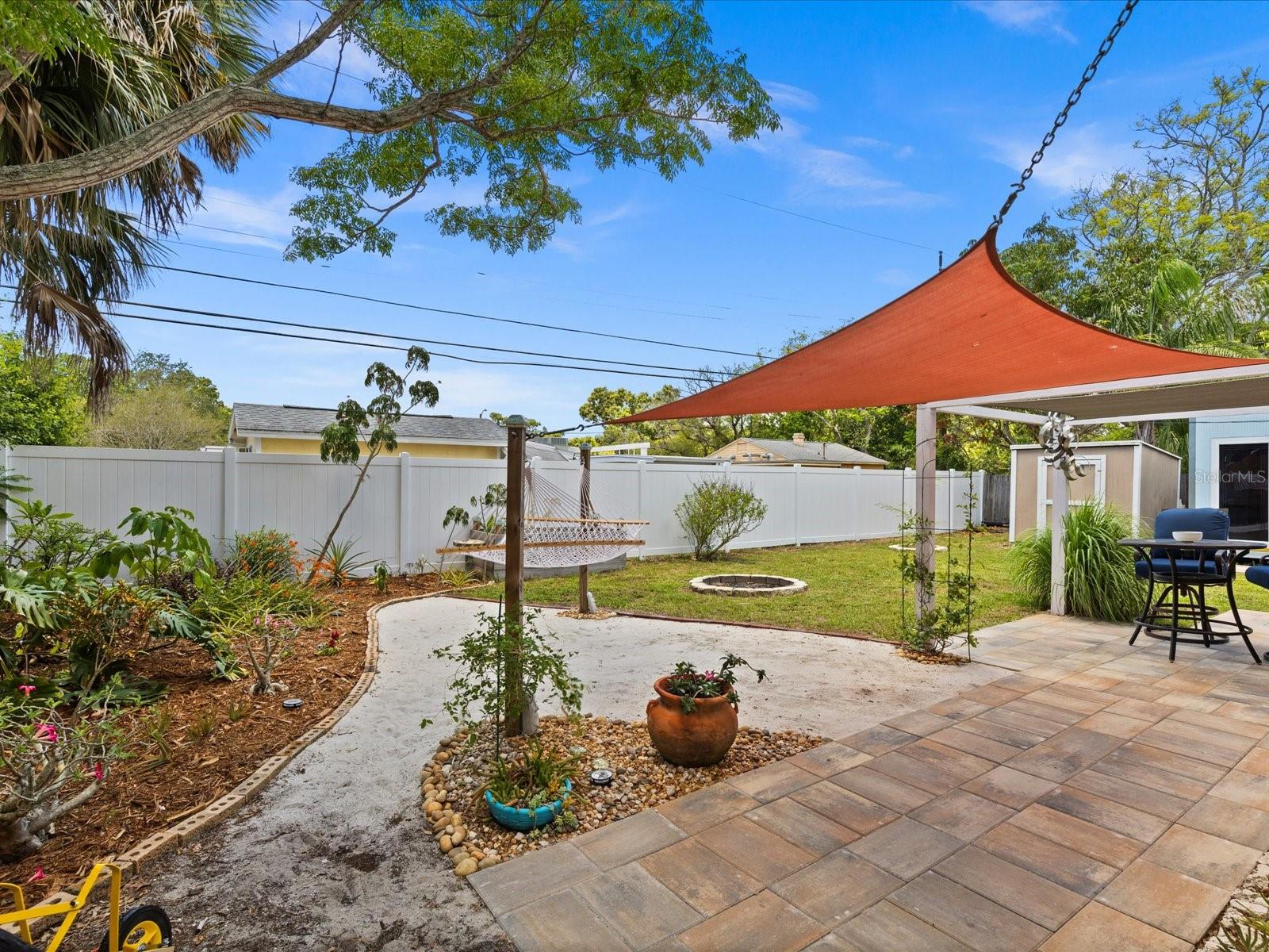 7126 13TH ST N, ST PETERSBURG, FL, 33702