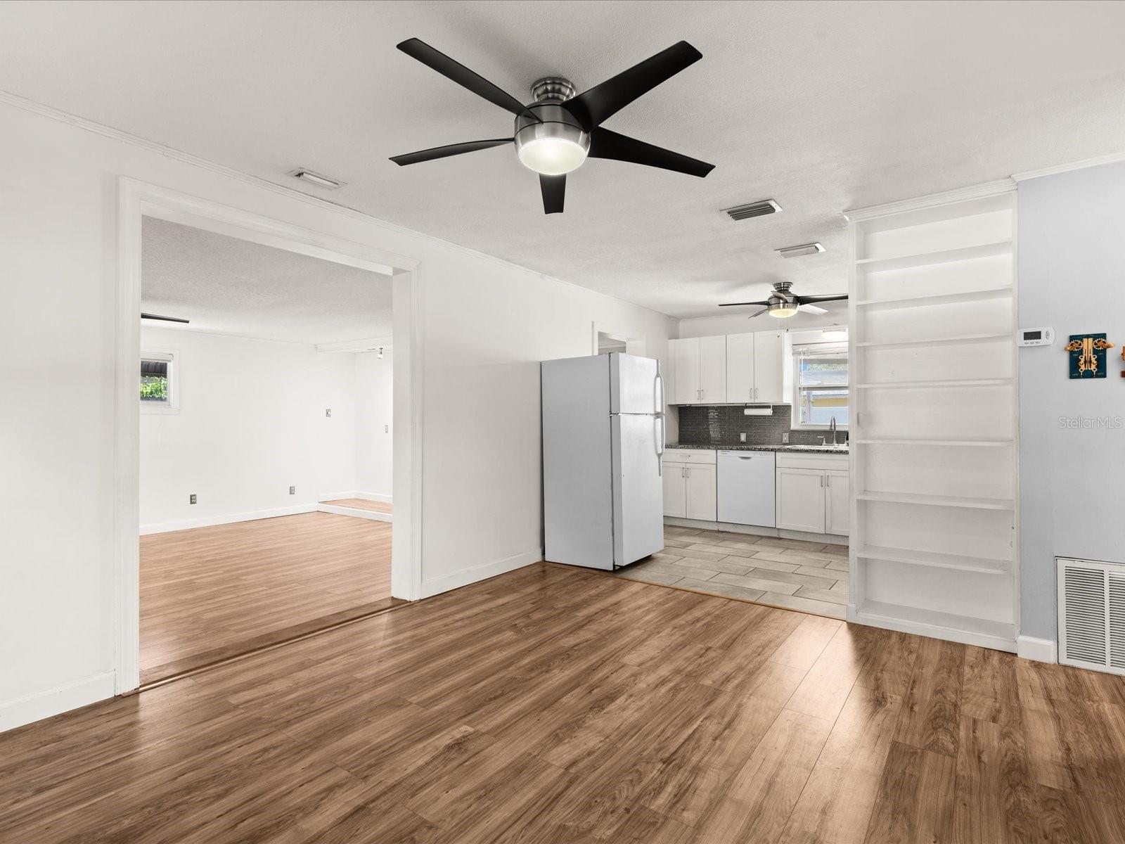 7126 13TH ST N, ST PETERSBURG, FL, 33702