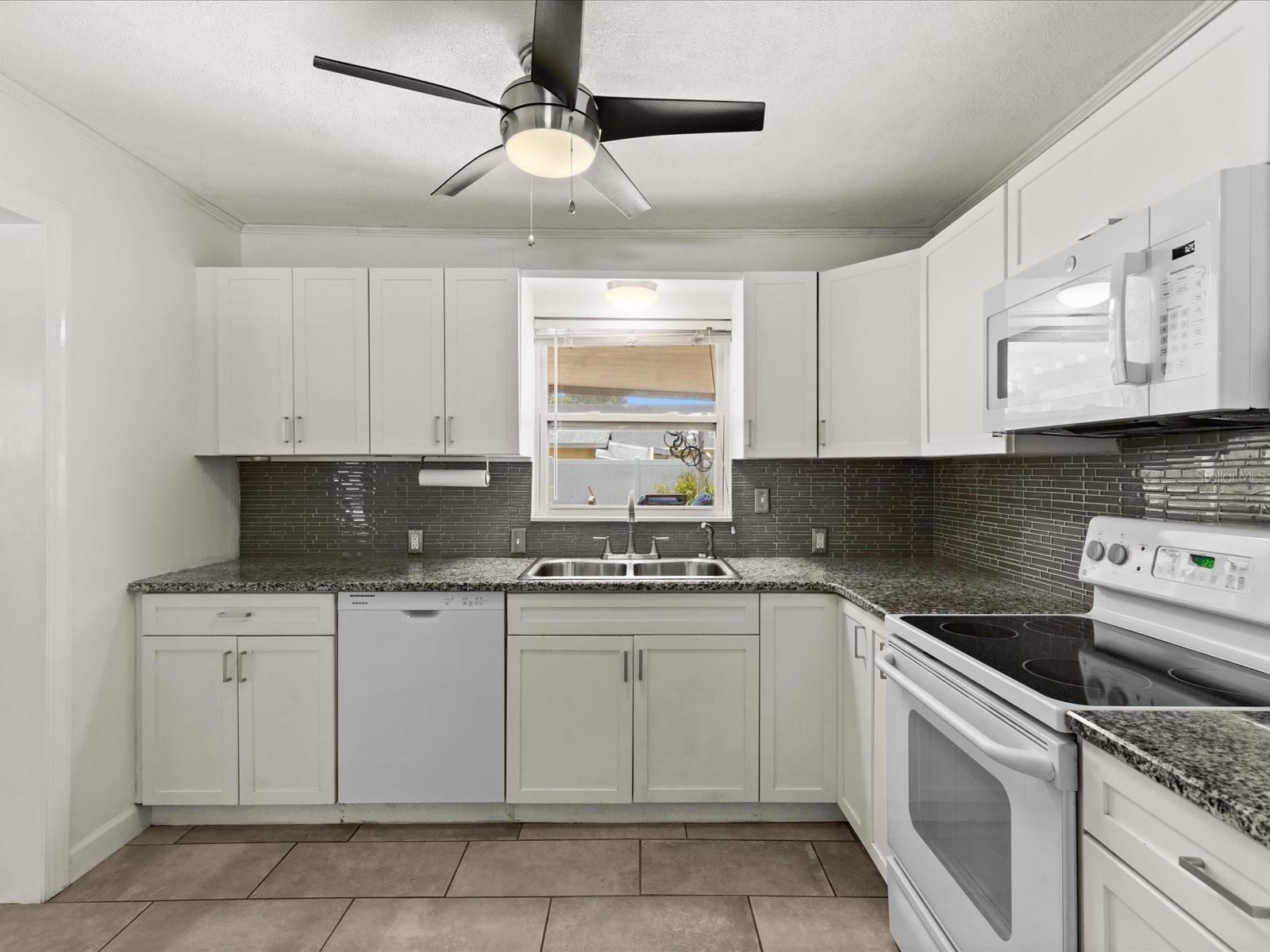 7126 13TH ST N, ST PETERSBURG, FL, 33702