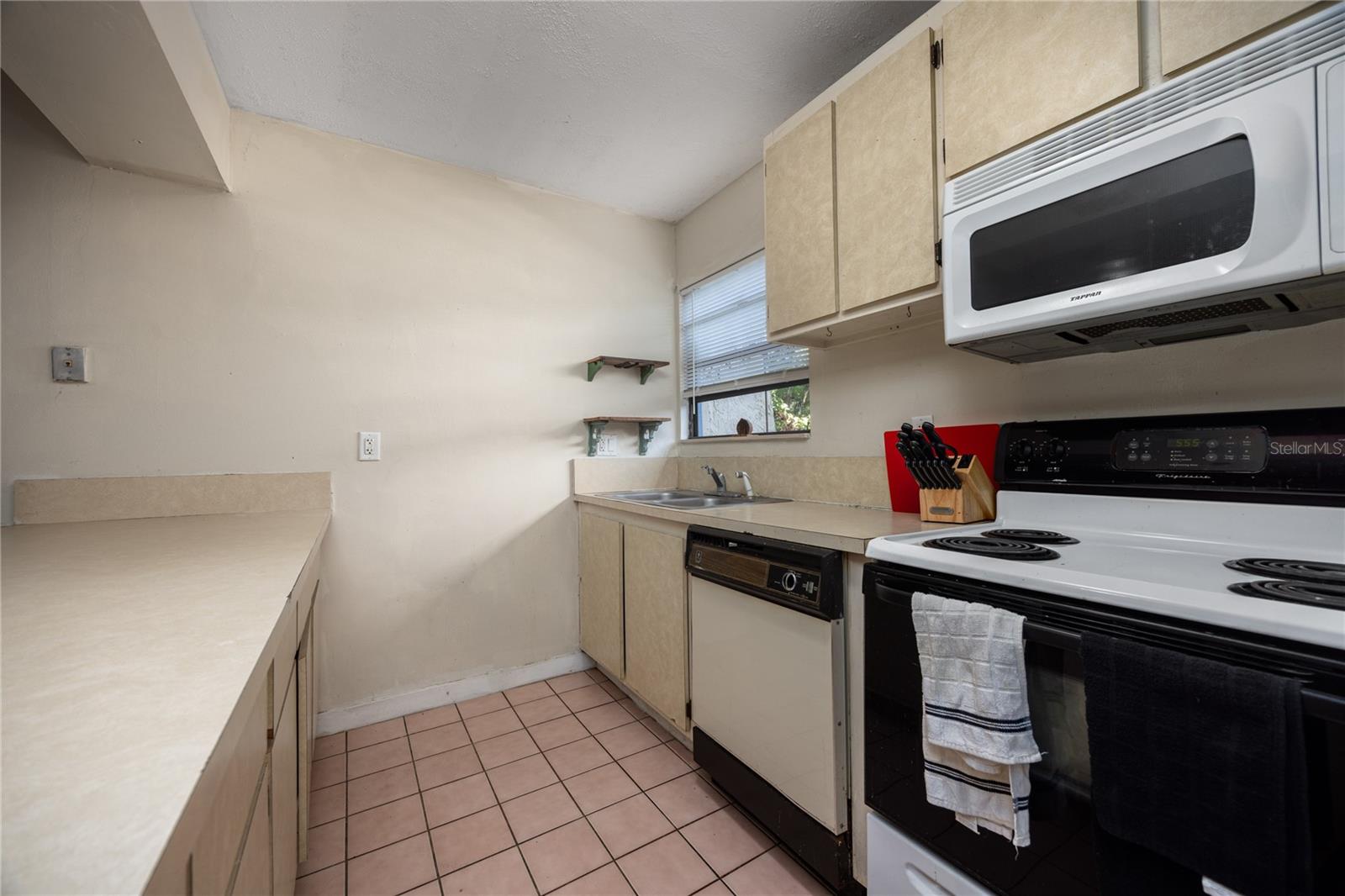 2811 SW ARCHER RD #Z247, GAINESVILLE, FL, 32608