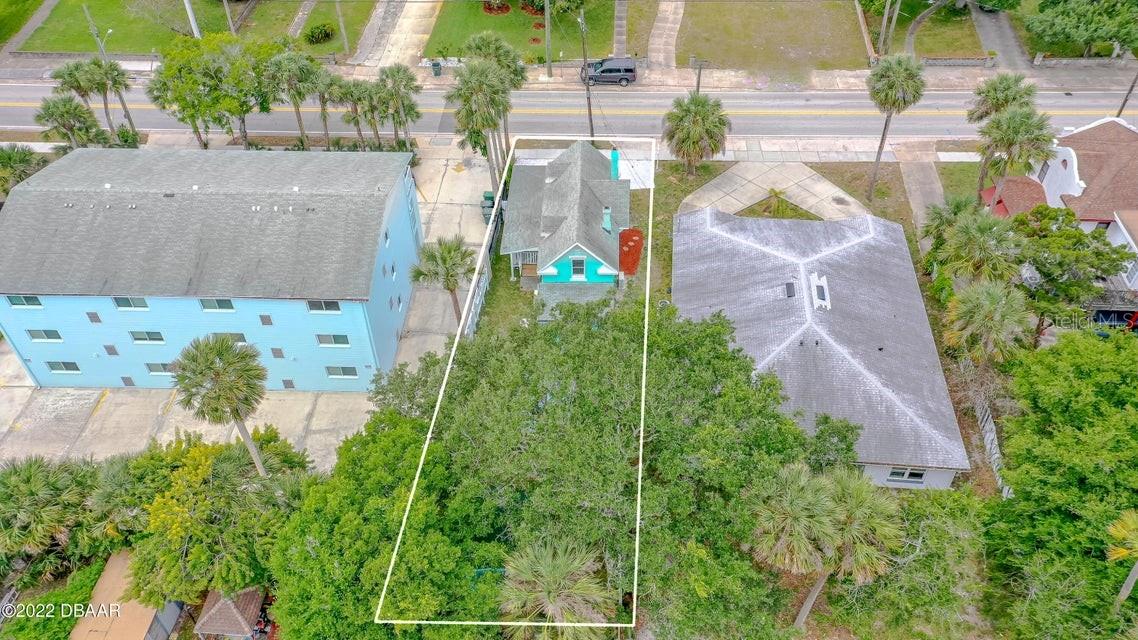 216 N HALIFAX AVE, DAYTONA BEACH, FL, 32118
