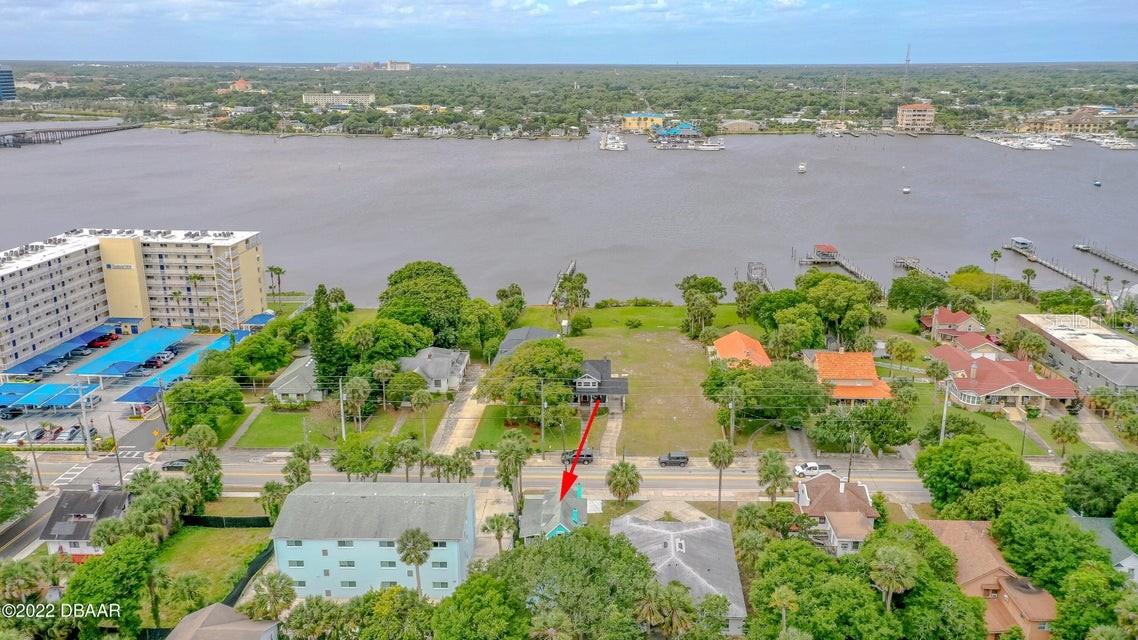 216 N HALIFAX AVE, DAYTONA BEACH, FL, 32118