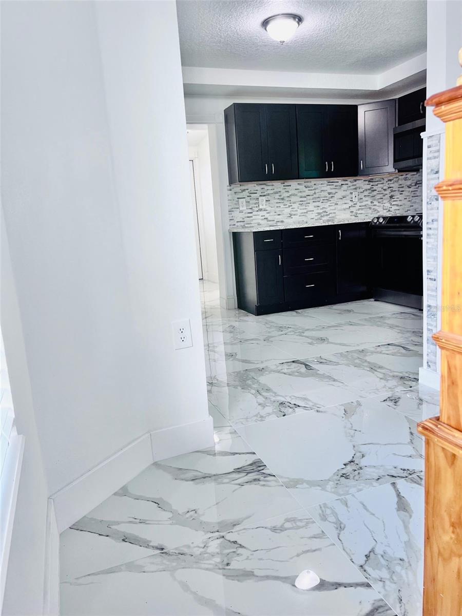 216 N HALIFAX AVE, DAYTONA BEACH, FL, 32118