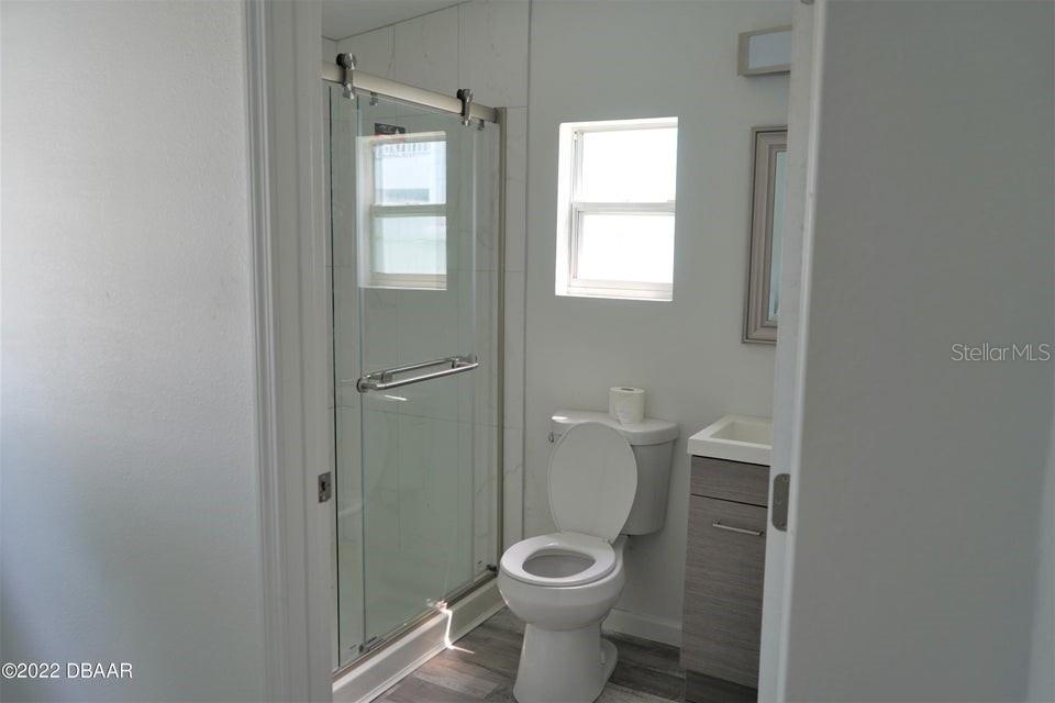 216 N HALIFAX AVE, DAYTONA BEACH, FL, 32118