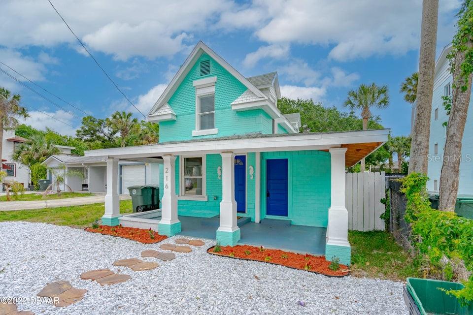 216 N HALIFAX AVE, DAYTONA BEACH, FL, 32118