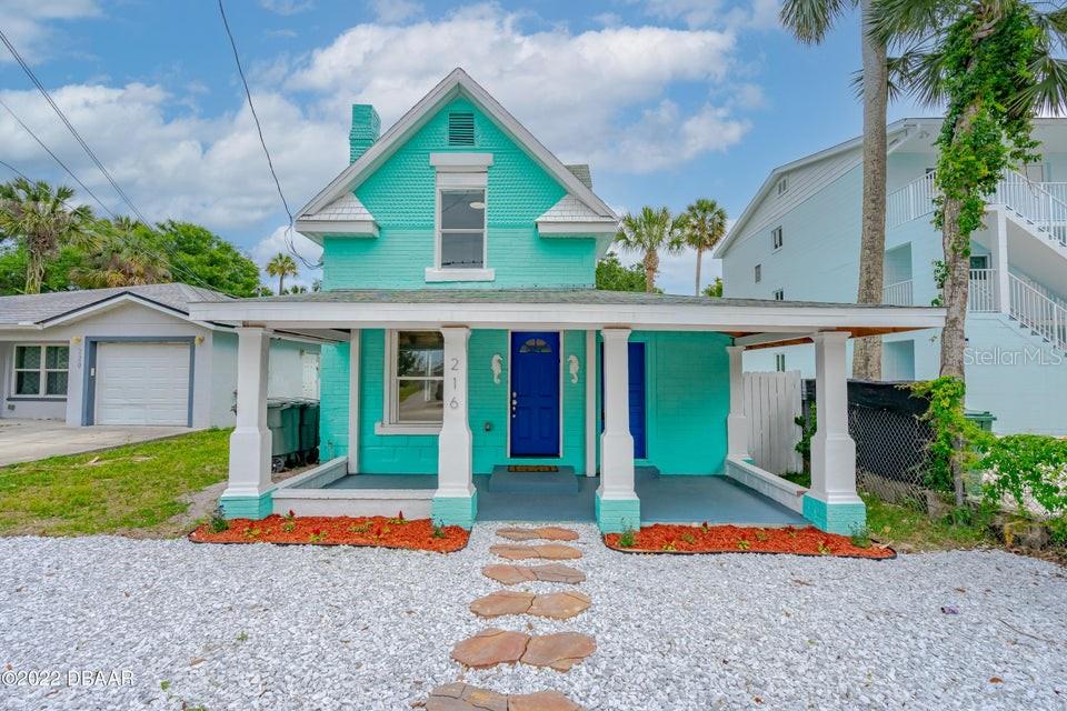 216 N HALIFAX AVE, DAYTONA BEACH, FL, 32118