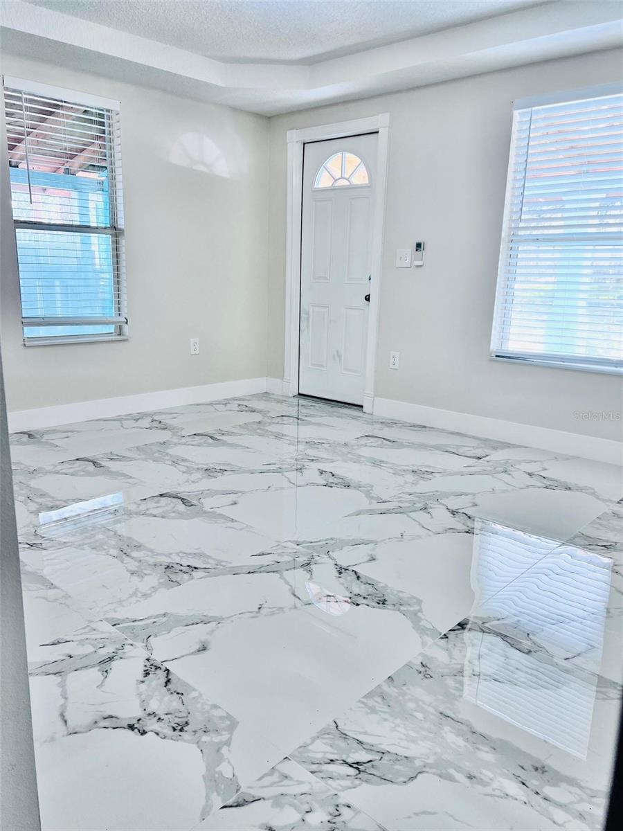 216 N HALIFAX AVE, DAYTONA BEACH, FL, 32118