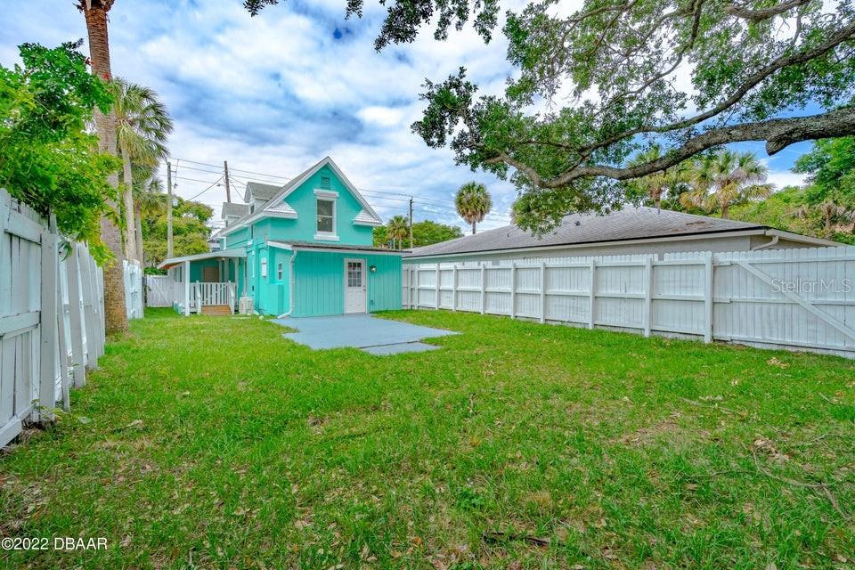 216 N HALIFAX AVE, DAYTONA BEACH, FL, 32118