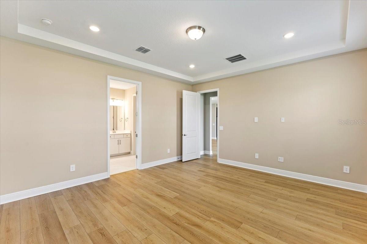 2137 DIVOT DR, DAYTONA BEACH, FL, 32124