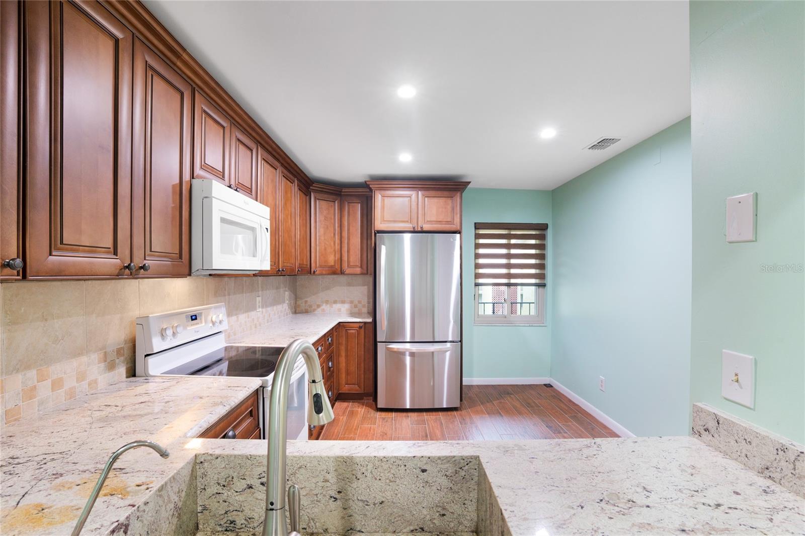 8 ESCONDIDO CIR #78, ALTAMONTE SPRINGS, FL, 32701