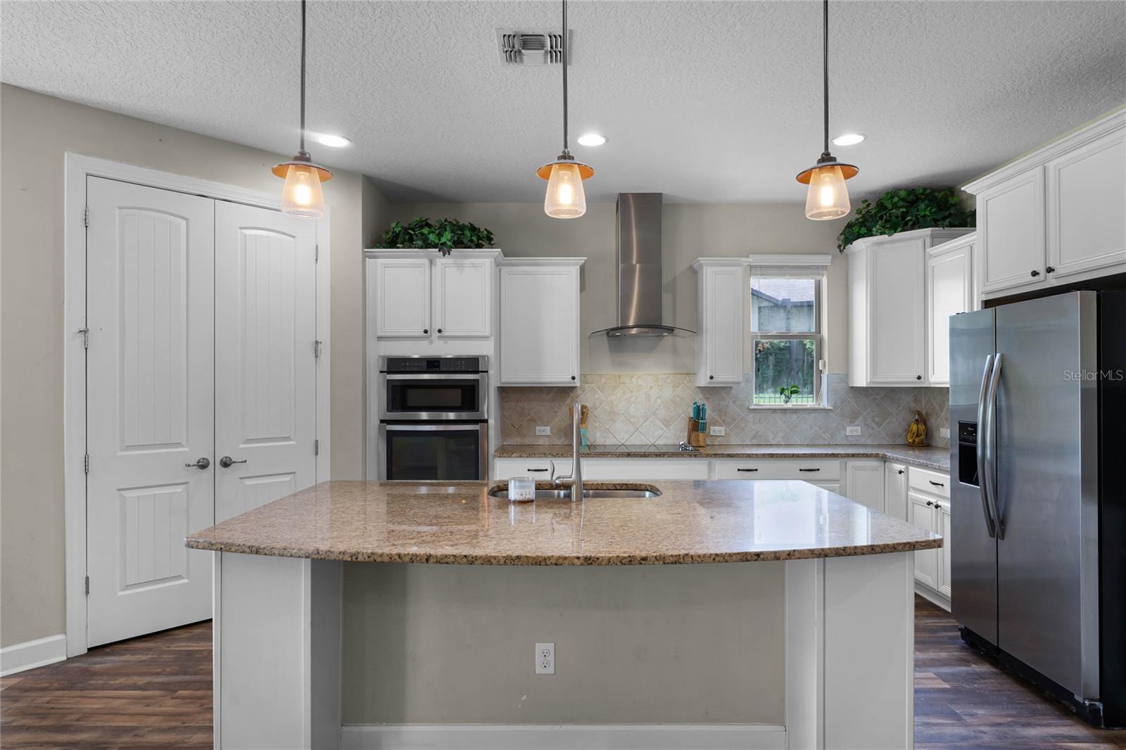 30215 BRETTON LOOP, MOUNT DORA, FL, 32757
